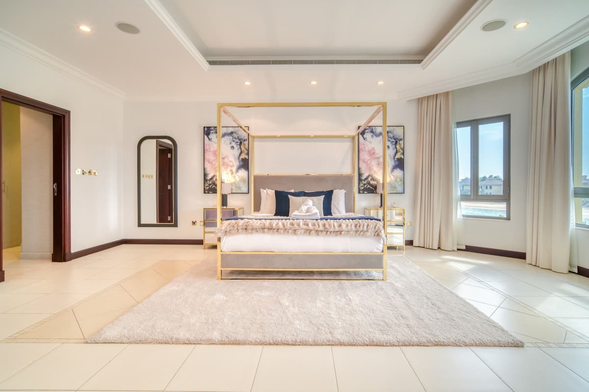 Beachfront 5BR Villa w/ Private Pool at the Palm